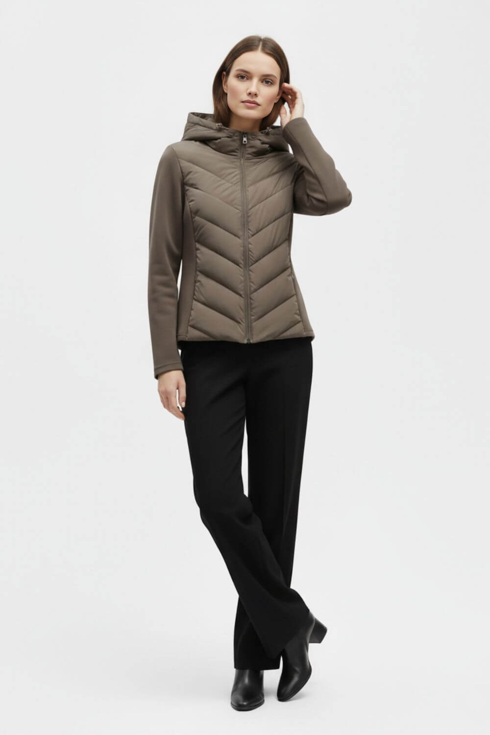 Hooded puffer jacket with streamlined silhouette for women | Caurelle