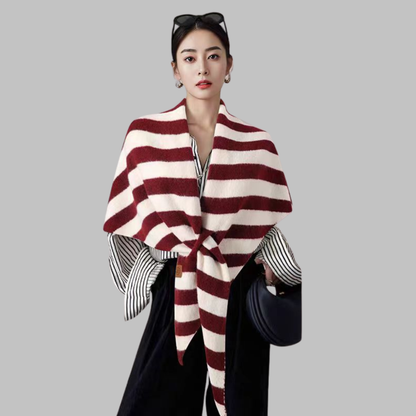 Elegant triangle shawl for women | Eloria