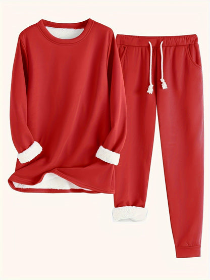 Relaxed two piece lounge set for women | Mireya