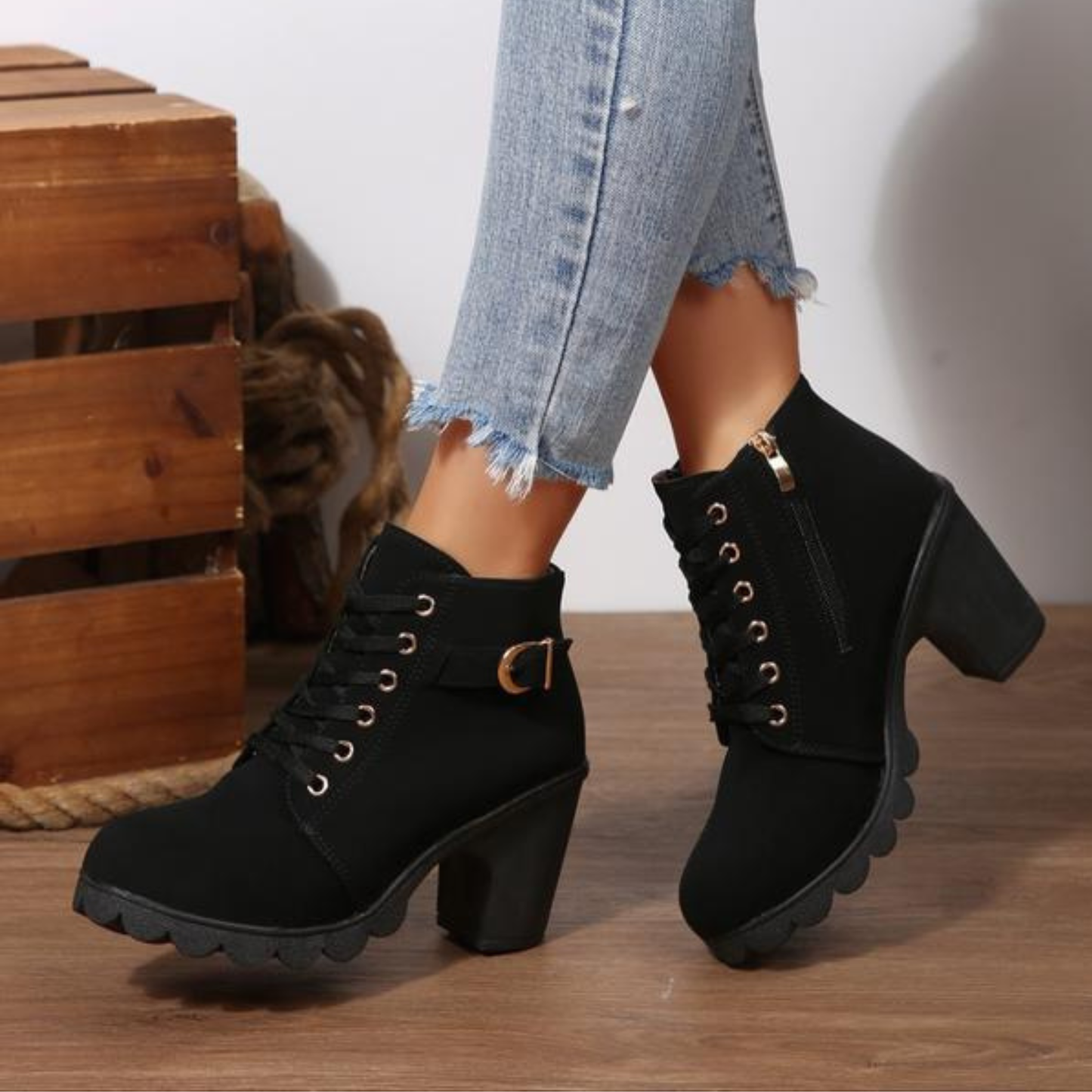 Chunky lace-up ankle boots for women | Katni