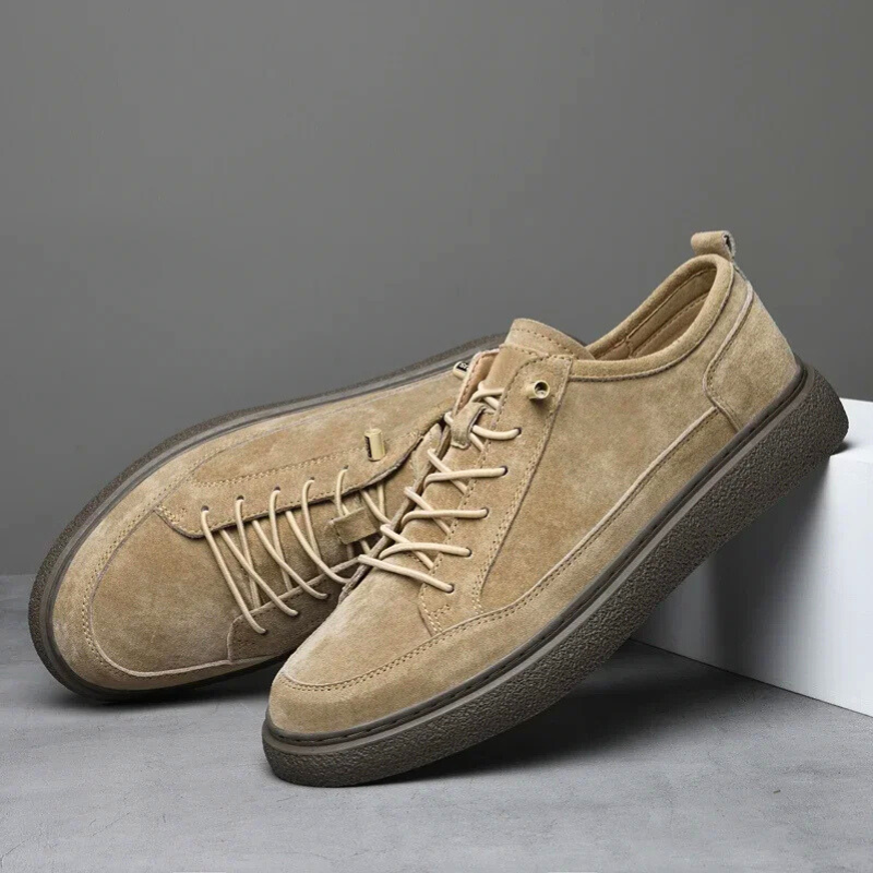 Minimalist everyday sneakers for men | Sebastien
