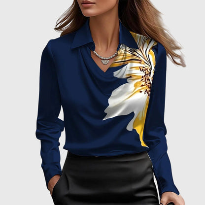 Pleated blouse with relaxed flowing silhouette | Brooklyn