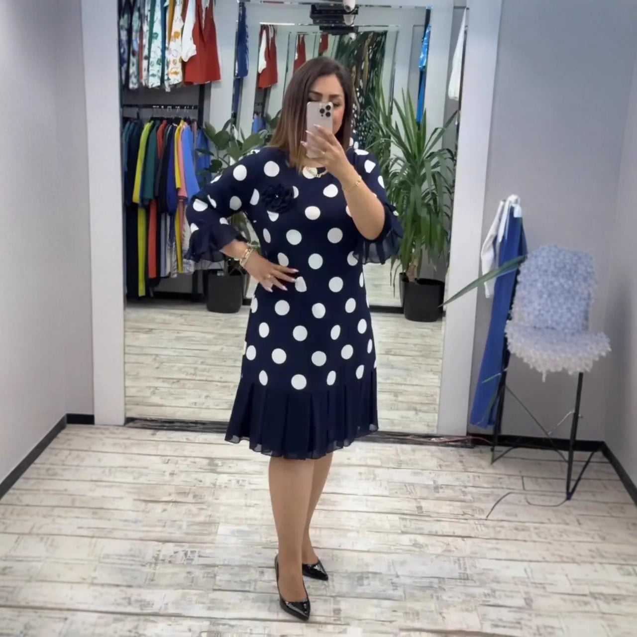 Pleated polka dot midi dress for women | Palerine
