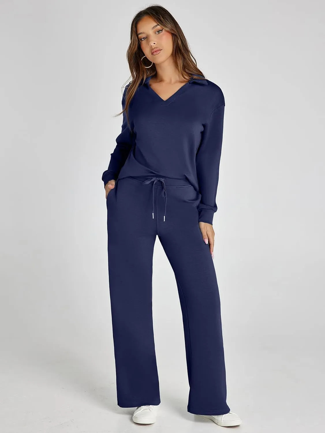 Cozy minimalist two-piece set for women | Elowyn