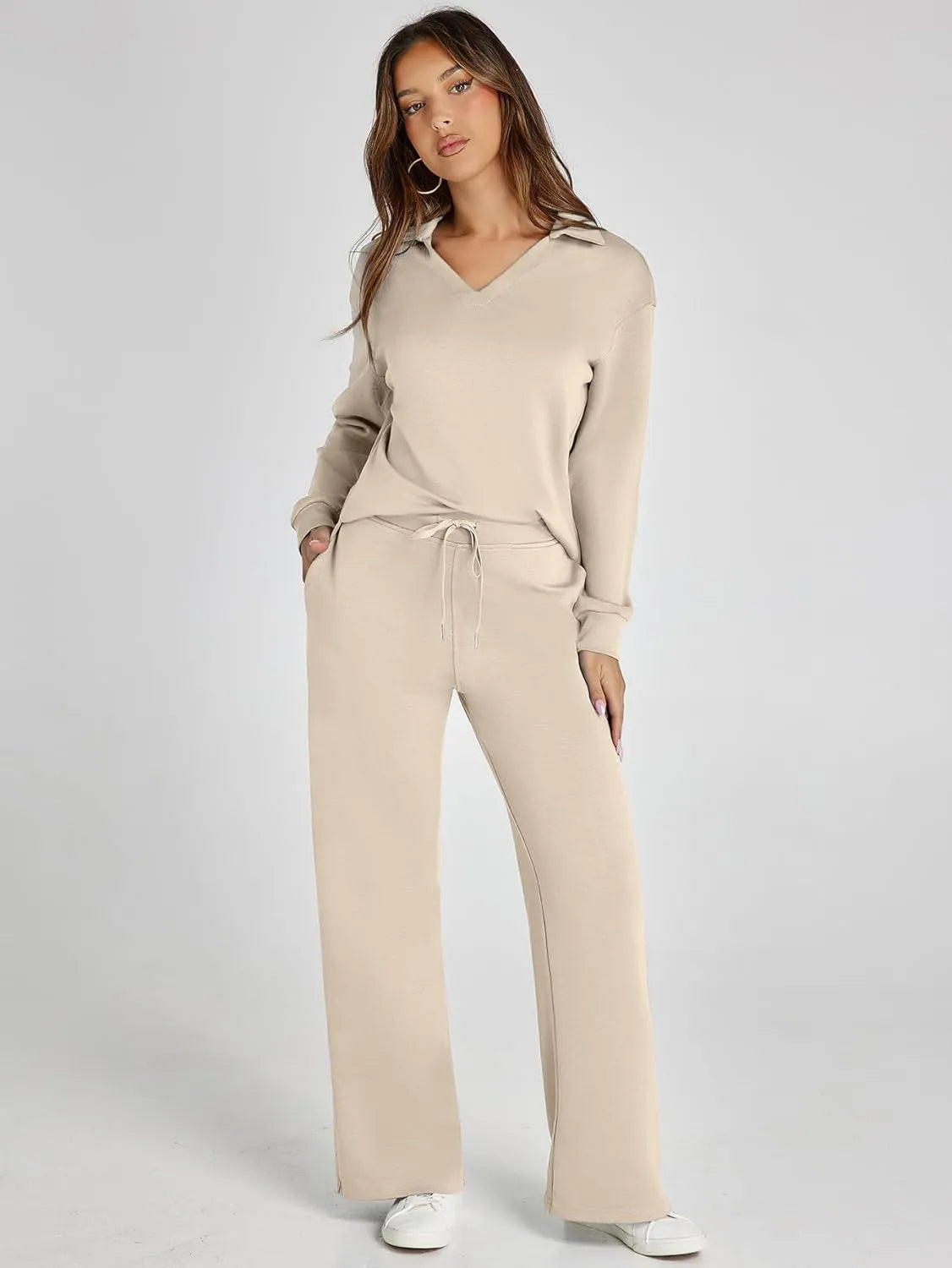 Cozy minimalist two-piece set for women | Elowyn