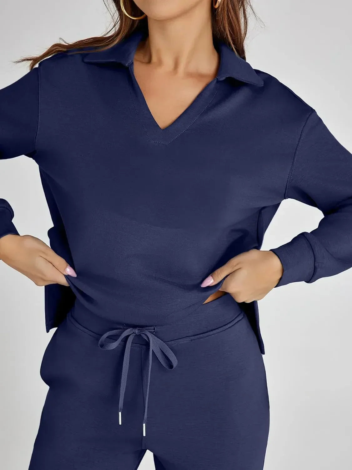 Cozy minimalist two-piece set for women | Elowyn