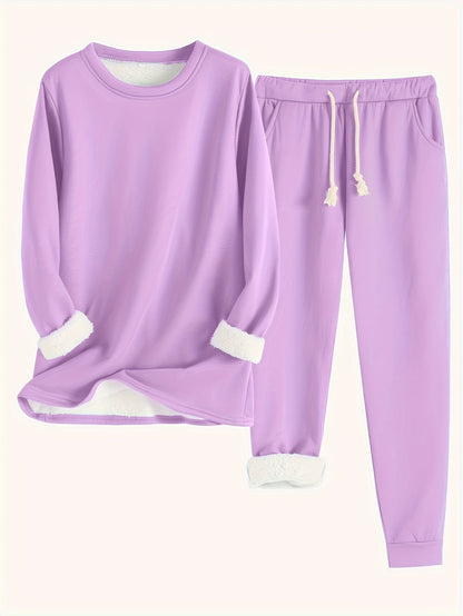 Relaxed two piece lounge set for women | Mireya
