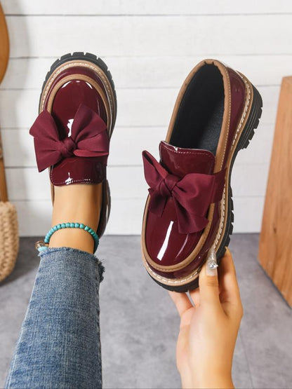 Elegant Bow-Detail Slip-On Loafers for Women | Chelsea