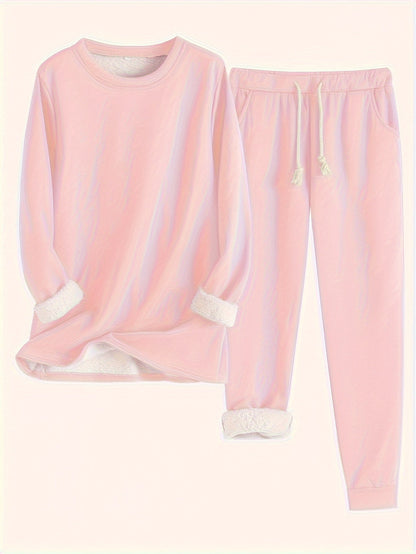 Relaxed two piece lounge set for women | Mireya