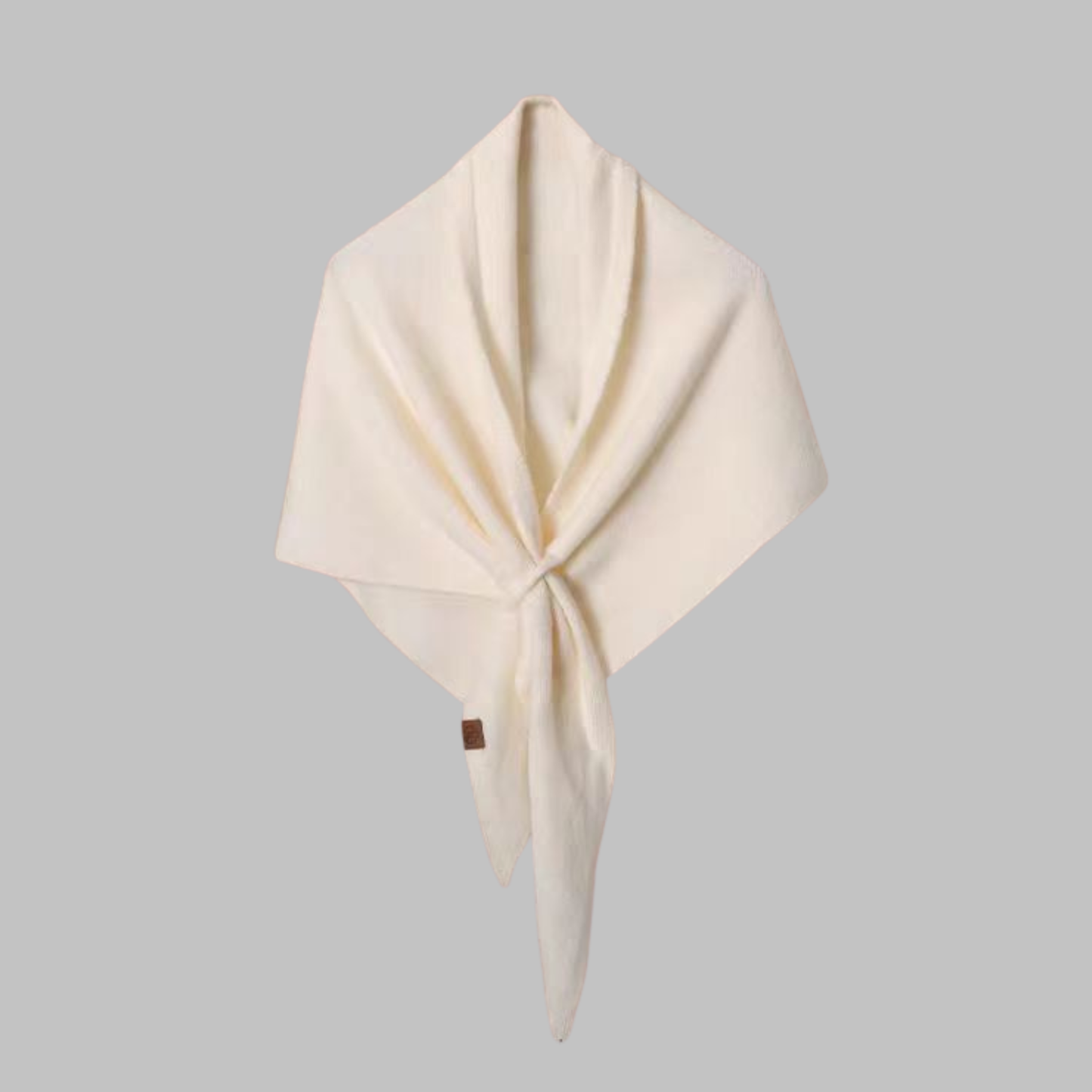 Elegant triangle shawl for women | Eloria