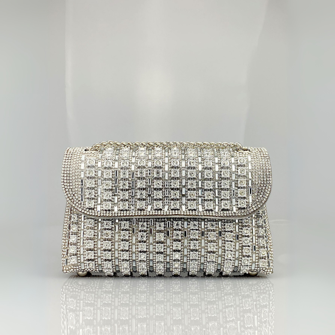 Chain strap diamond-pattern shoulder bag for women | Laviera