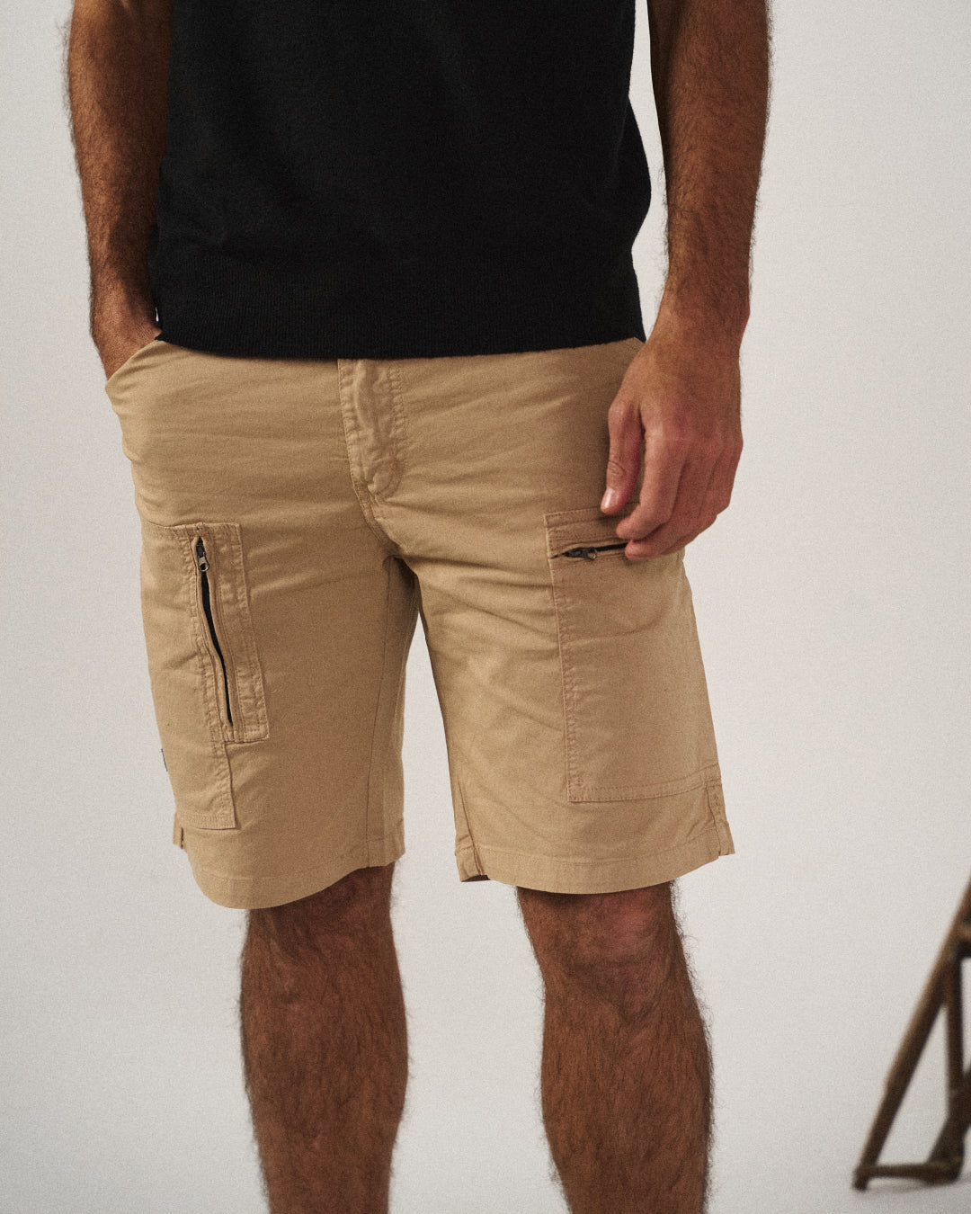 Tailored organic-cotton cargo shorts for men | Hampton -6