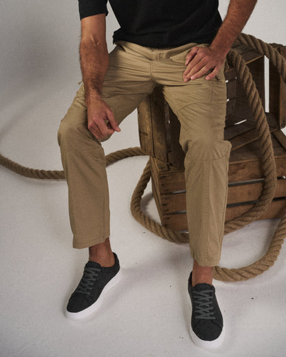 Classic relaxed cargo trousers for men | Hampton -3