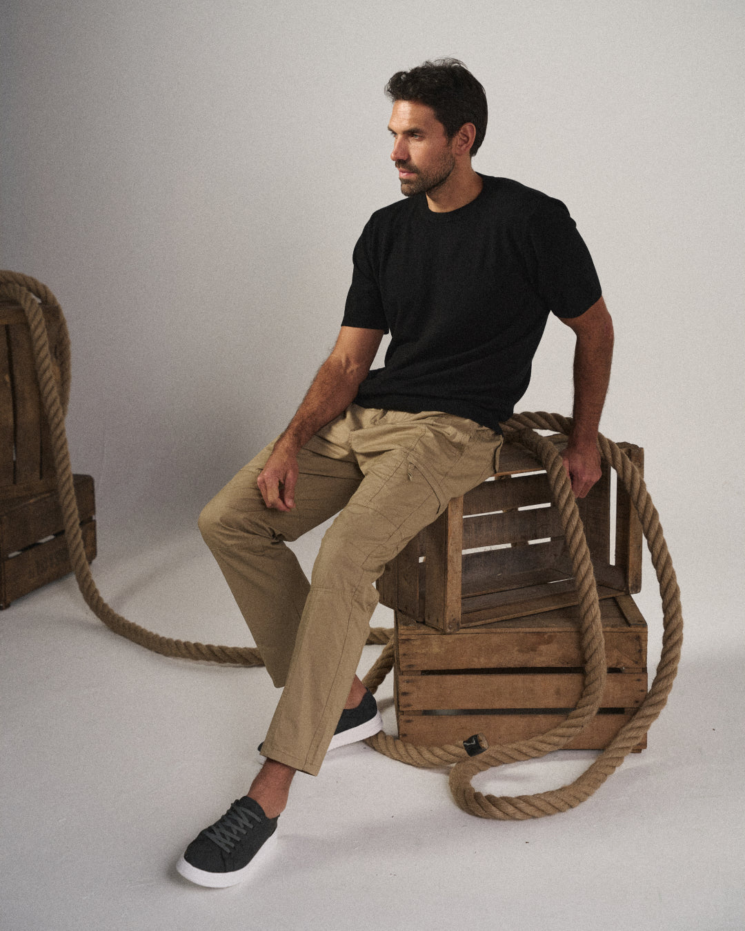 Classic relaxed cargo trousers for men | Hampton -5