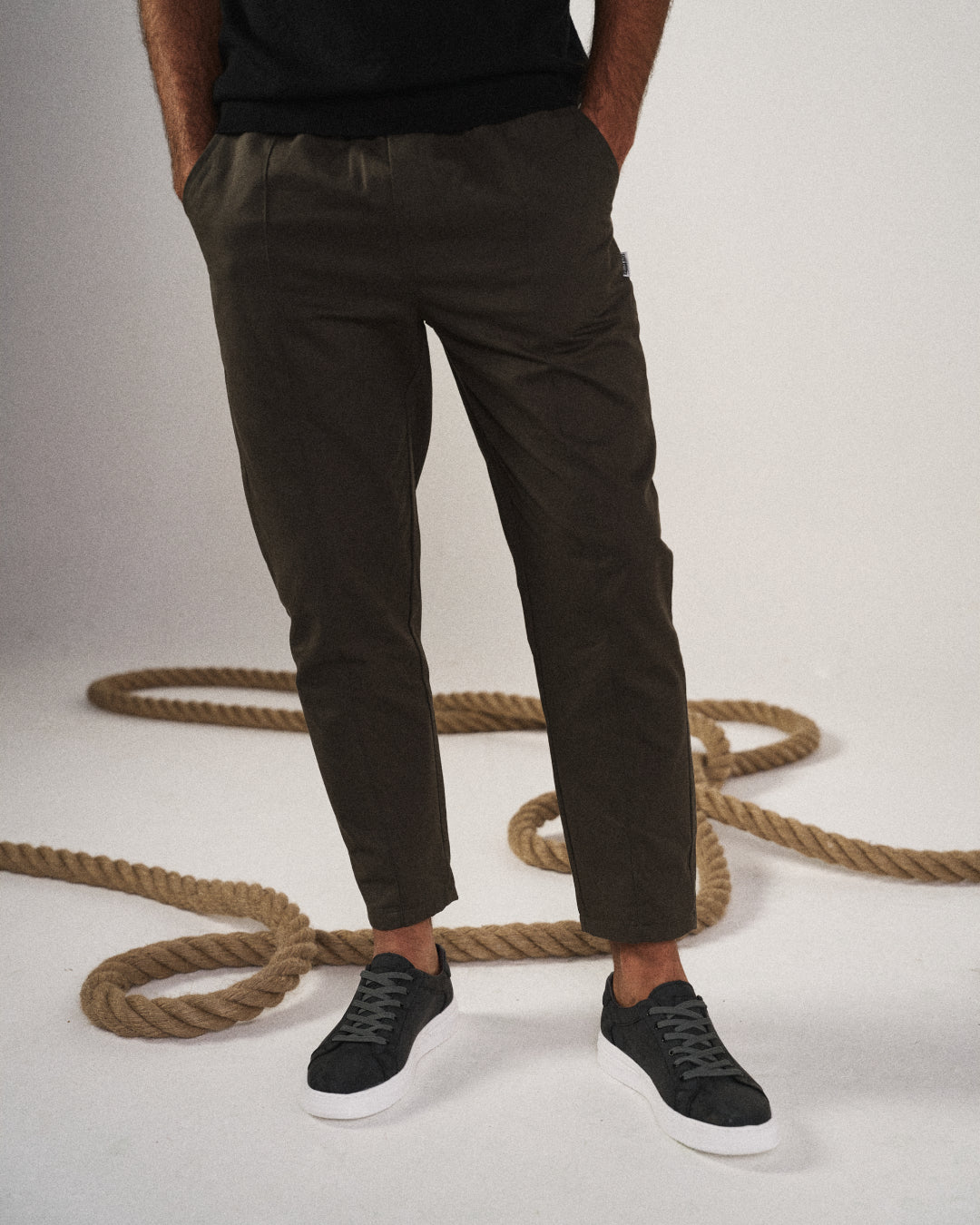 Tapered drawstring everyday joggers for men | Evan's Easywear -4