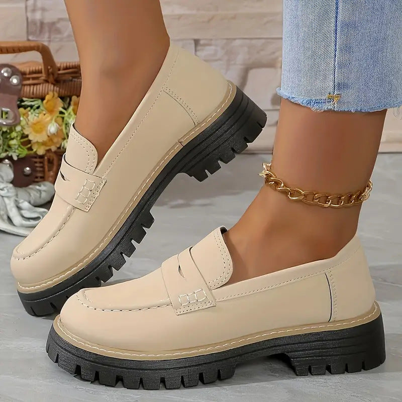 Classic slip-on loafers for women | Fana