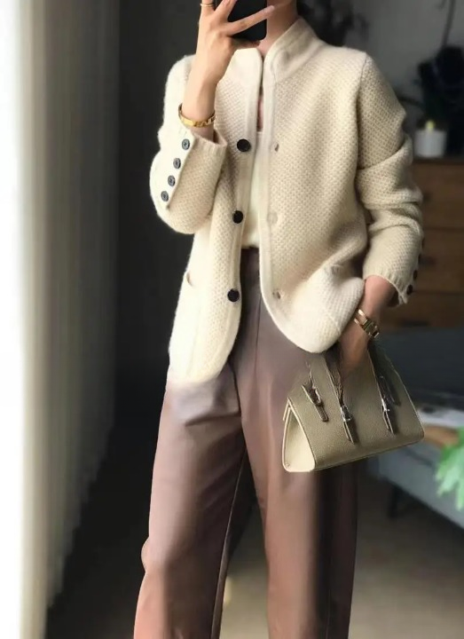 Elegant button-front classic long cardigan Cozy for Women | Lucille Élan