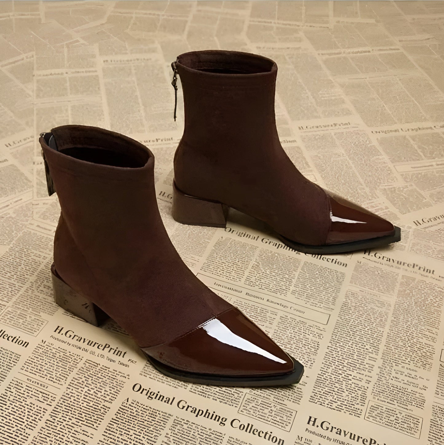 Elegant block heel ankle boots with glossy details Stylish for Women | Gracia Noir