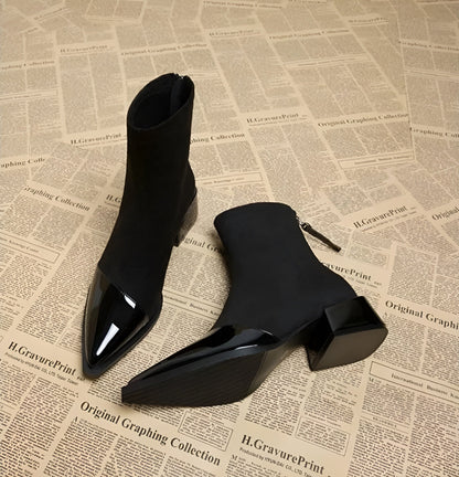 Elegant block heel ankle boots with glossy details Stylish for Women | Gracia Noir