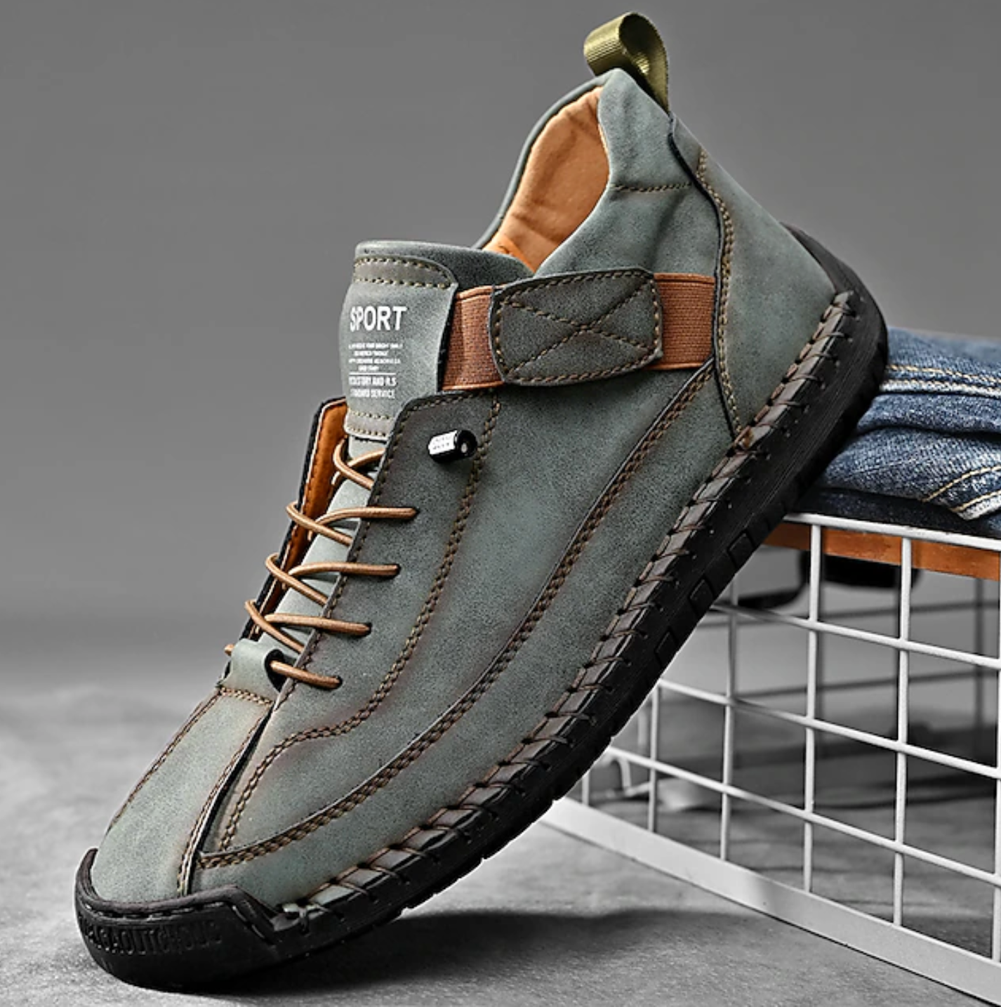 Comfortable slip-on sneakers for women | Myra