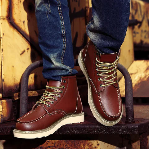 Retro lace-up boots for men | Harrison