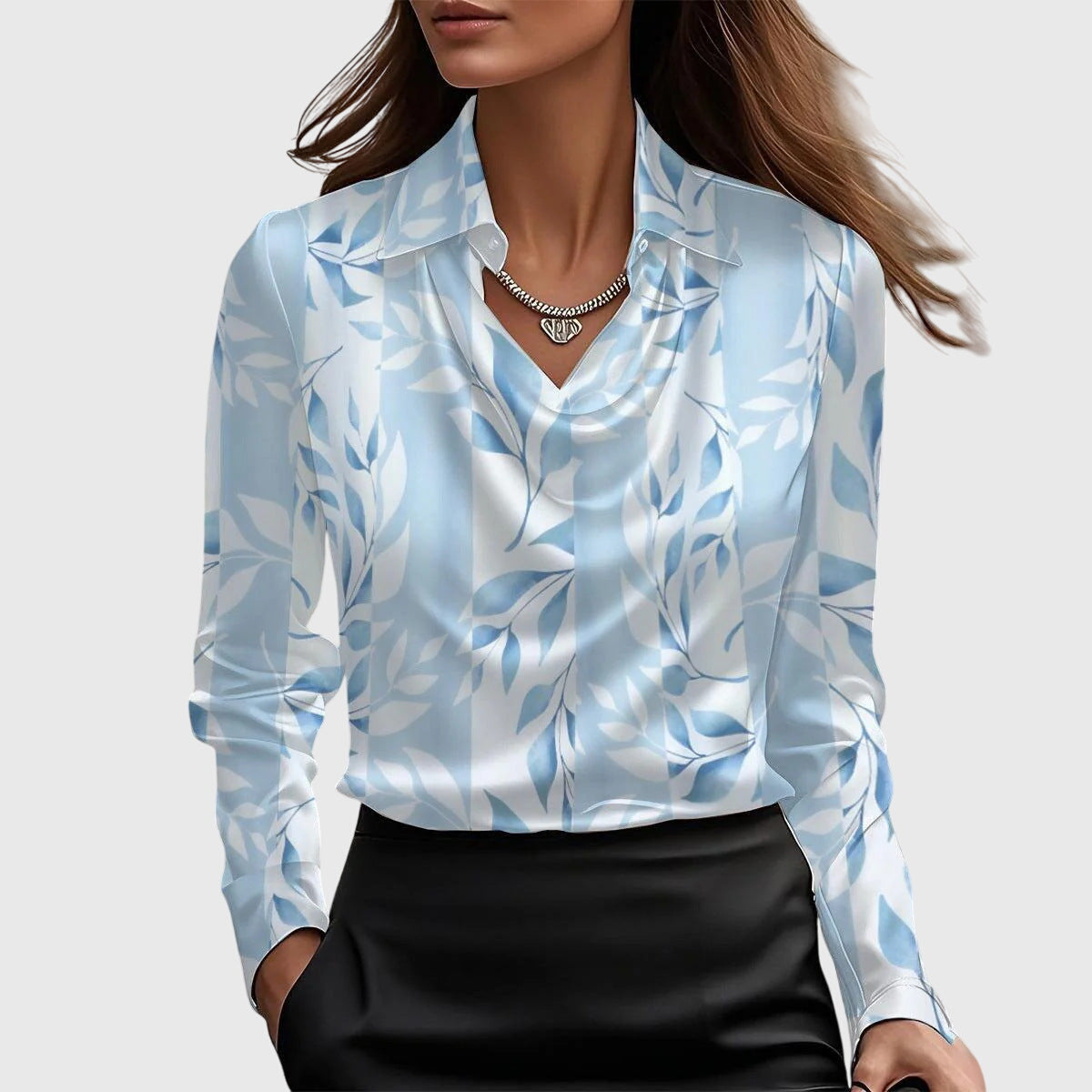 Pleated blouse with relaxed flowing silhouette | Brooklyn