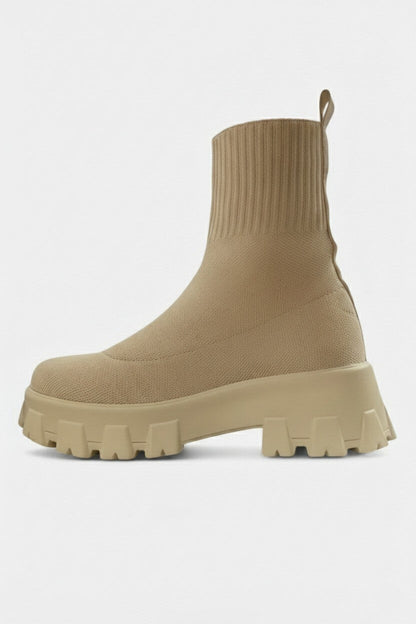 Platform ankle boots with round toe design for women | Caurelle