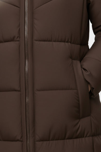 Long hooded puffer coat with streamlined silhouette for women | Caurelle