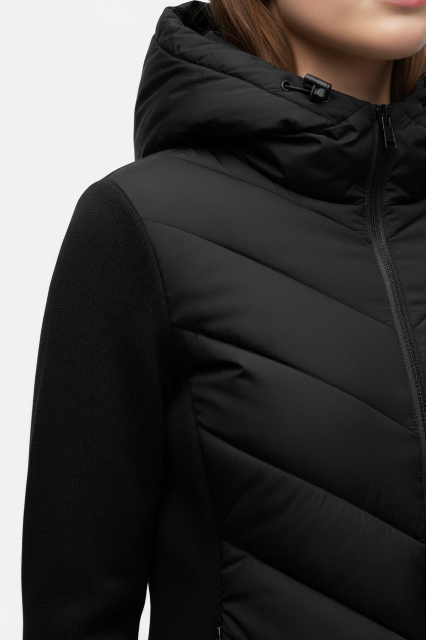 Hooded puffer jacket with streamlined silhouette for women | Caurelle