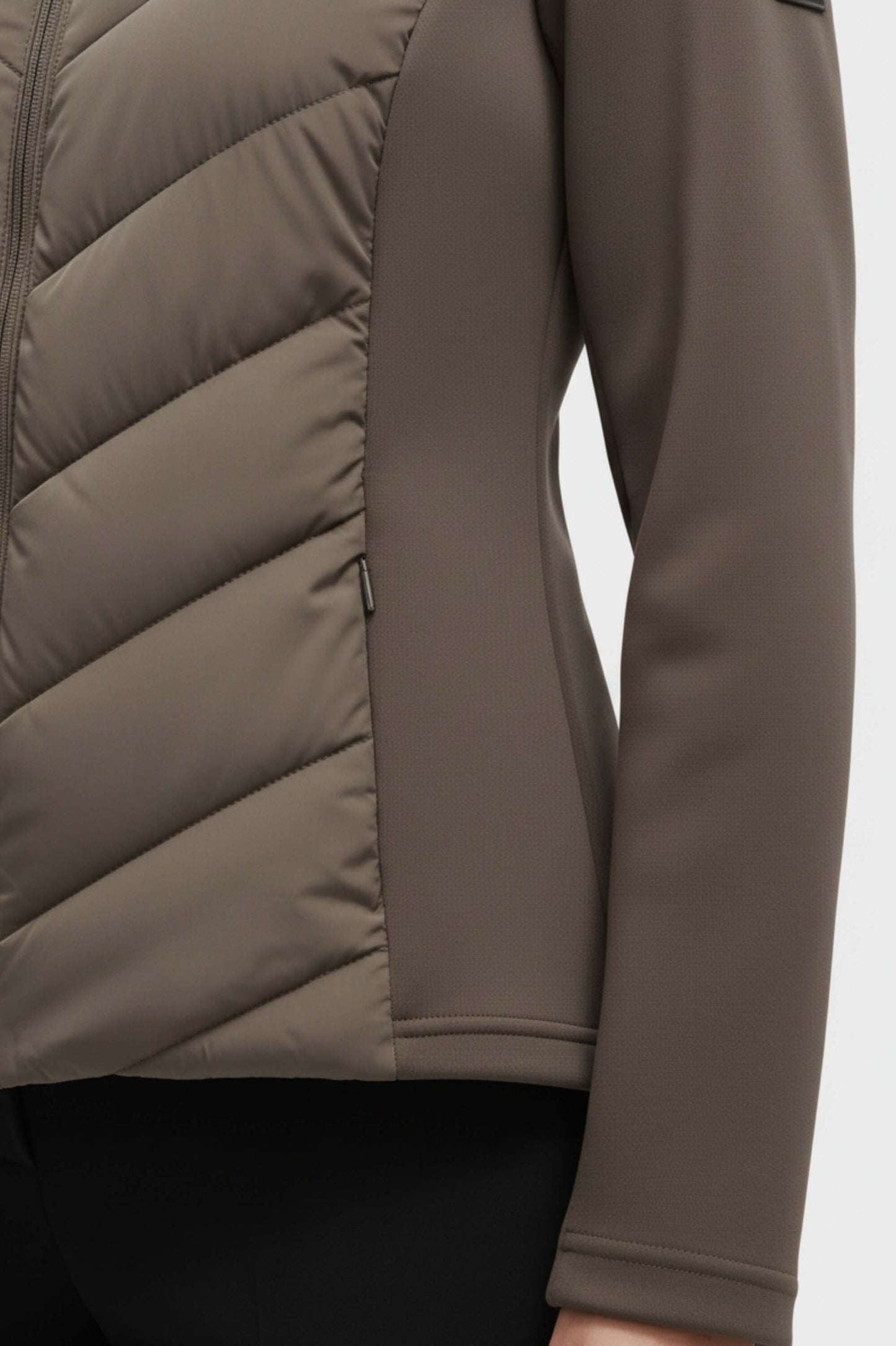 Hooded puffer jacket with streamlined silhouette for women | Caurelle