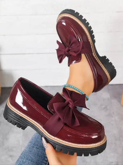 Elegant Bow-Detail Slip-On Loafers for Women | Chelsea