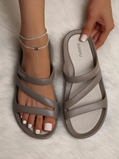 Everyday slip-on sandals for women | Ladelyn