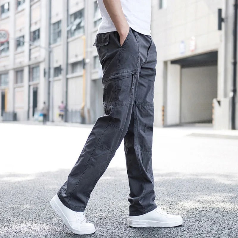 Classic relaxed cargo trousers for men | Hampton -10