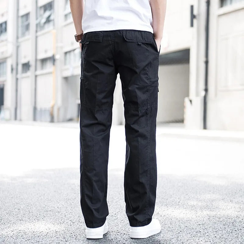 Classic relaxed cargo trousers for men | Hampton -9